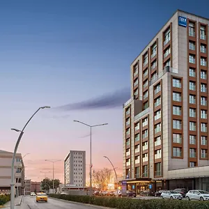 Отель Tryp By Wyndham Topkapi ****