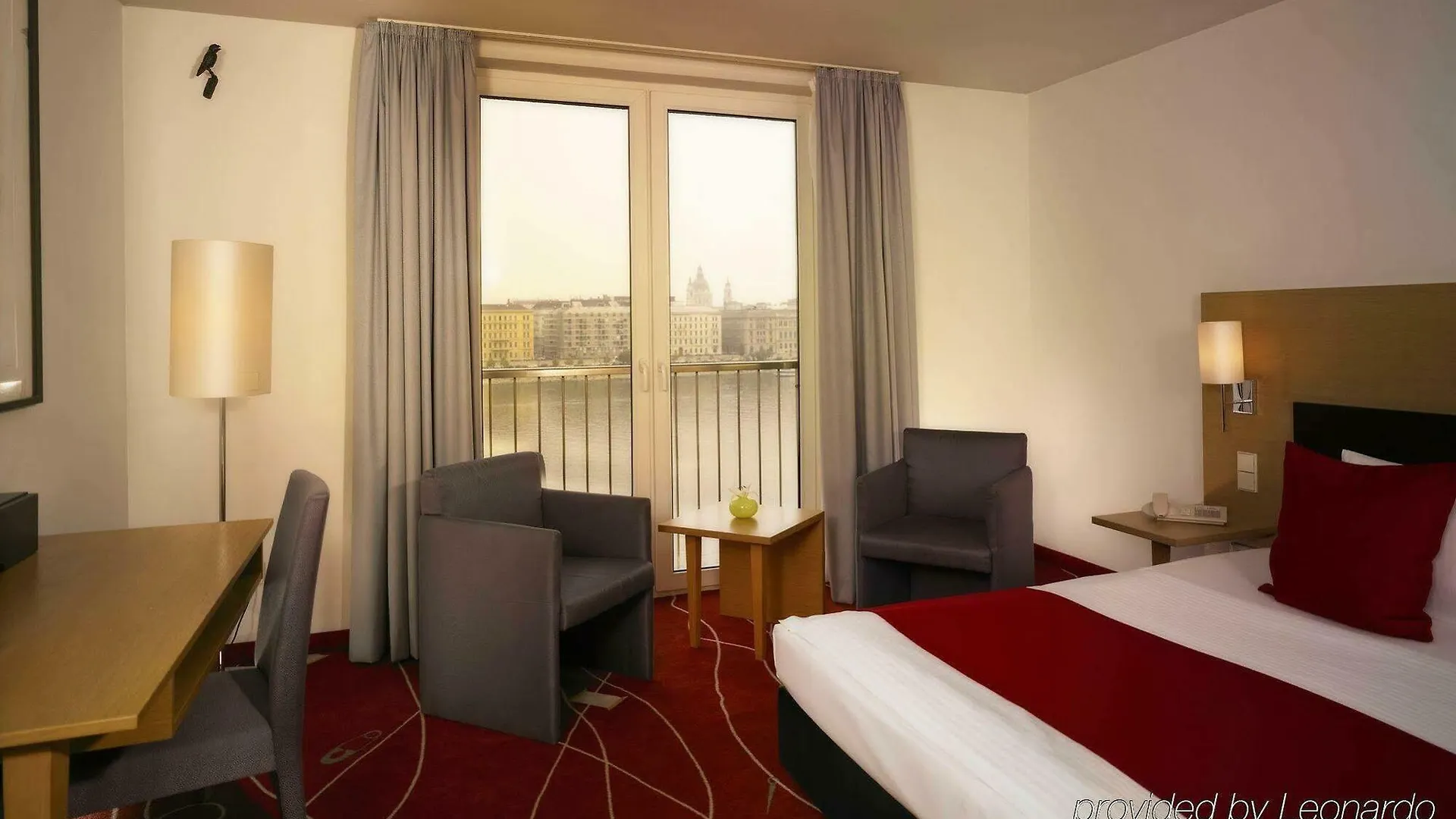 **** Hotel Park Plaza Budapest Ungarn